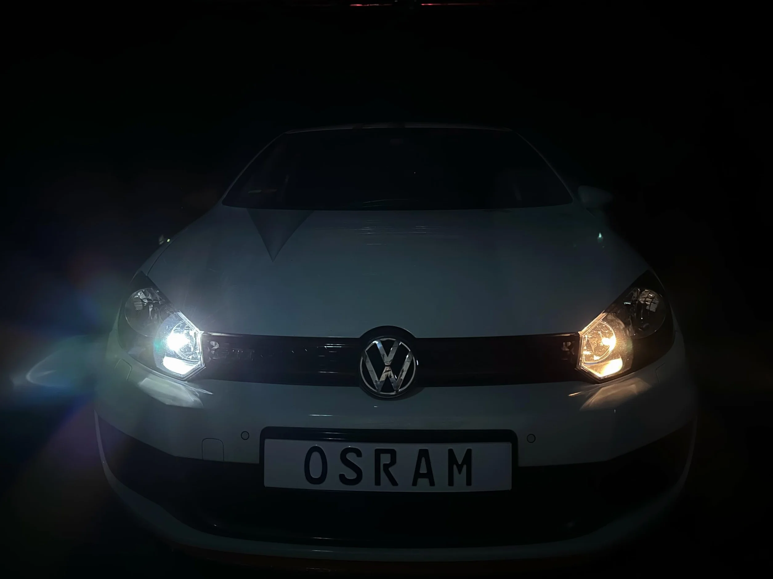 OSRAM NIGHT breaker LED W5W, uniwersalne światło postojowe/światło pozycyjne/oświetlenie wewnętrzne z homologacją uliczną, do wszystkich modeli pojazdów, 12V
